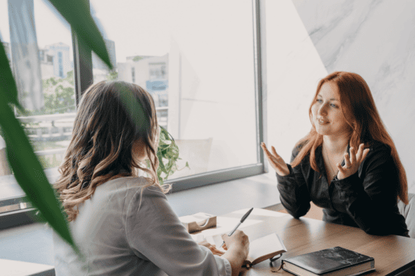 A coaching psychologist at work with her client